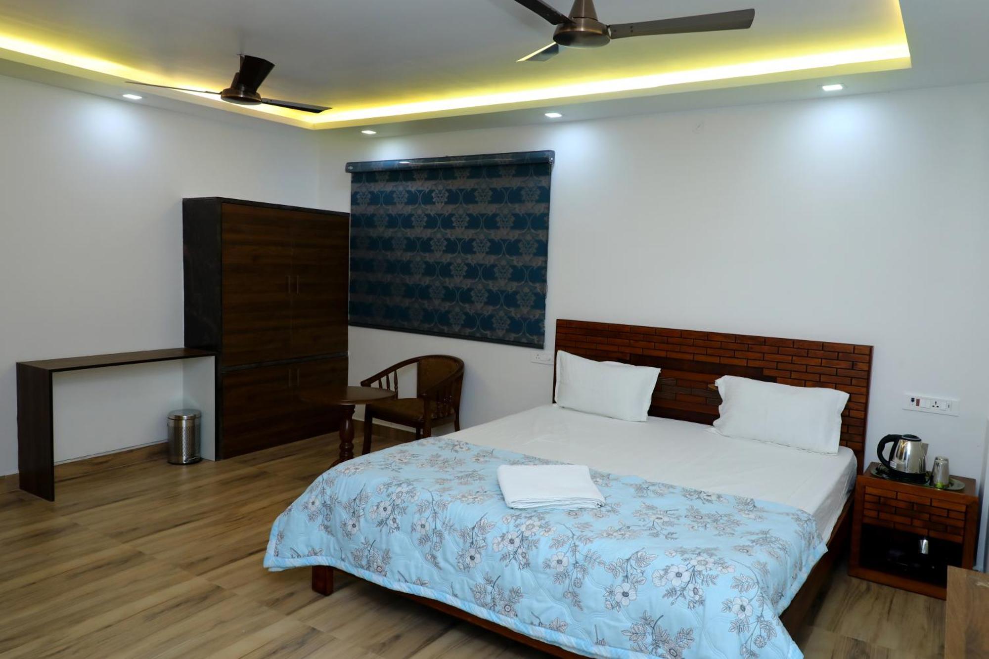 Jp Residency Hotell Yelagiri Exteriör bild