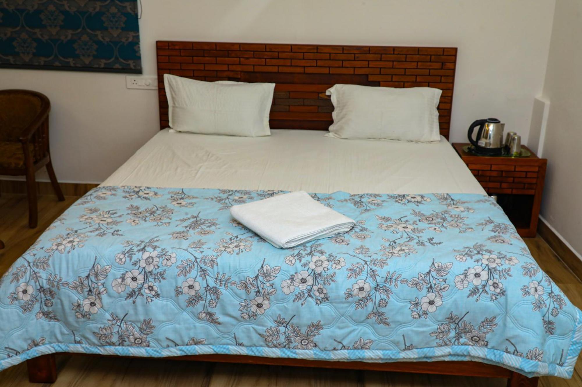 Jp Residency Hotell Yelagiri Exteriör bild