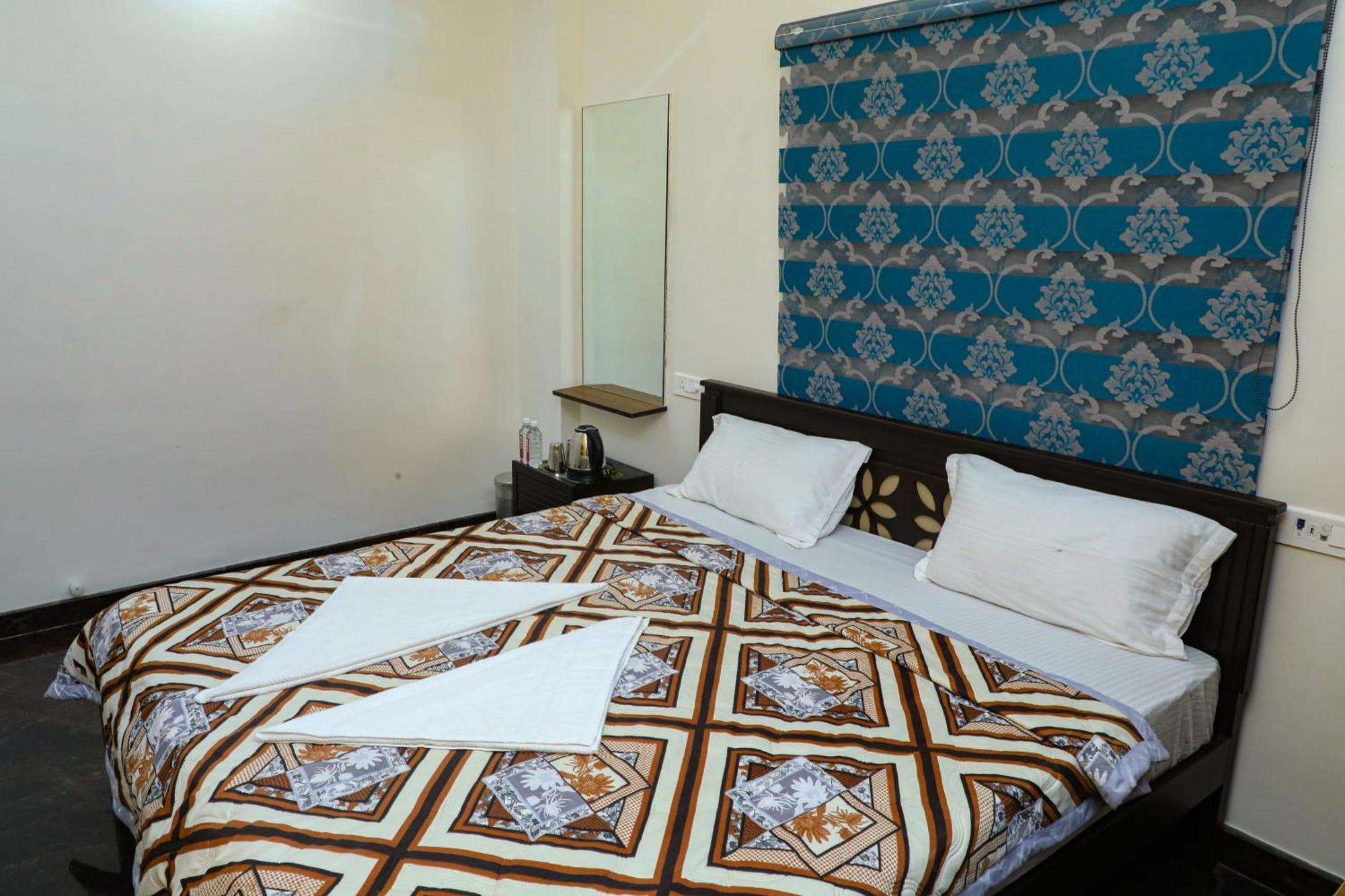 Jp Residency Hotell Yelagiri Exteriör bild