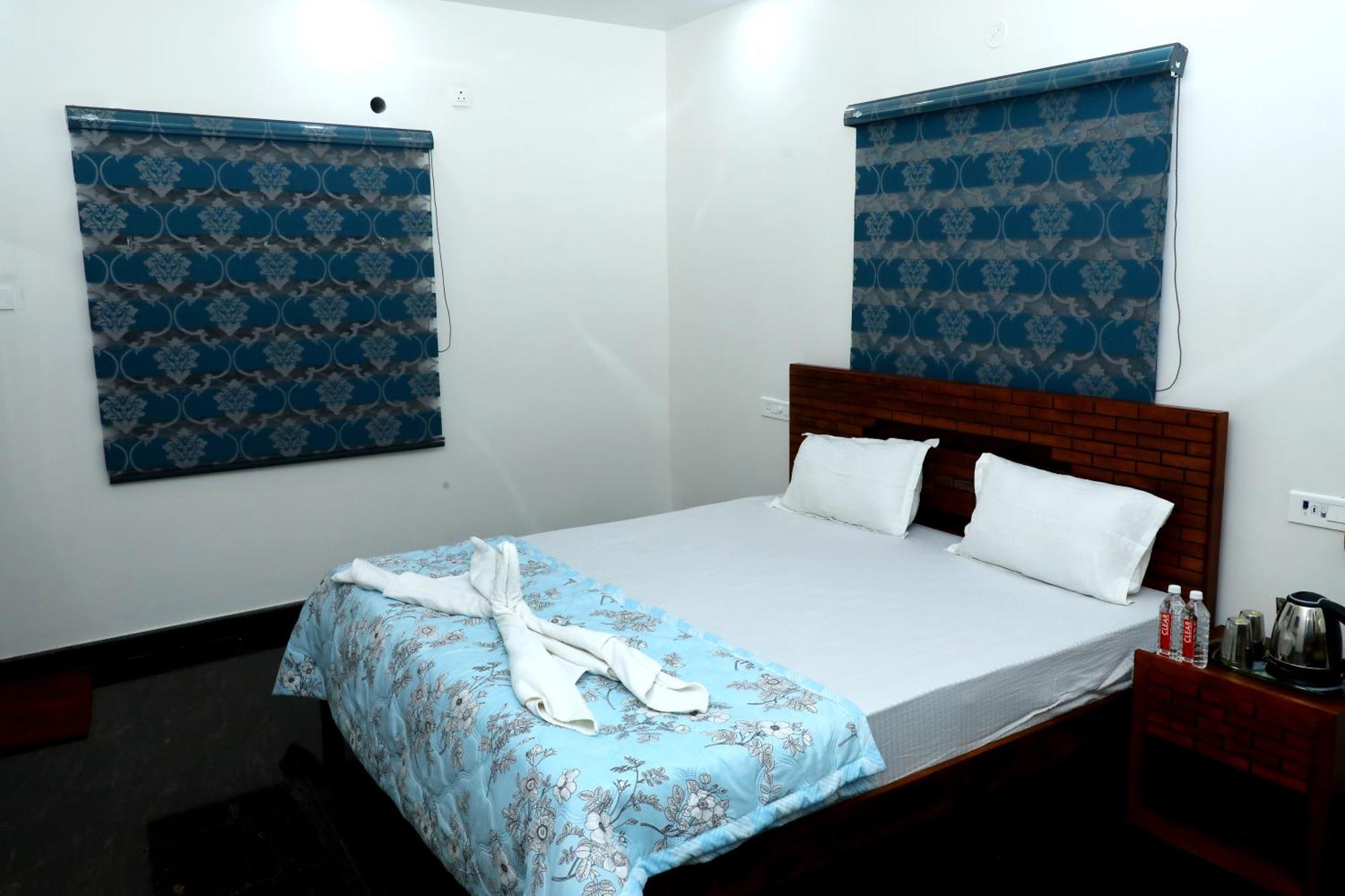 Jp Residency Hotell Yelagiri Exteriör bild