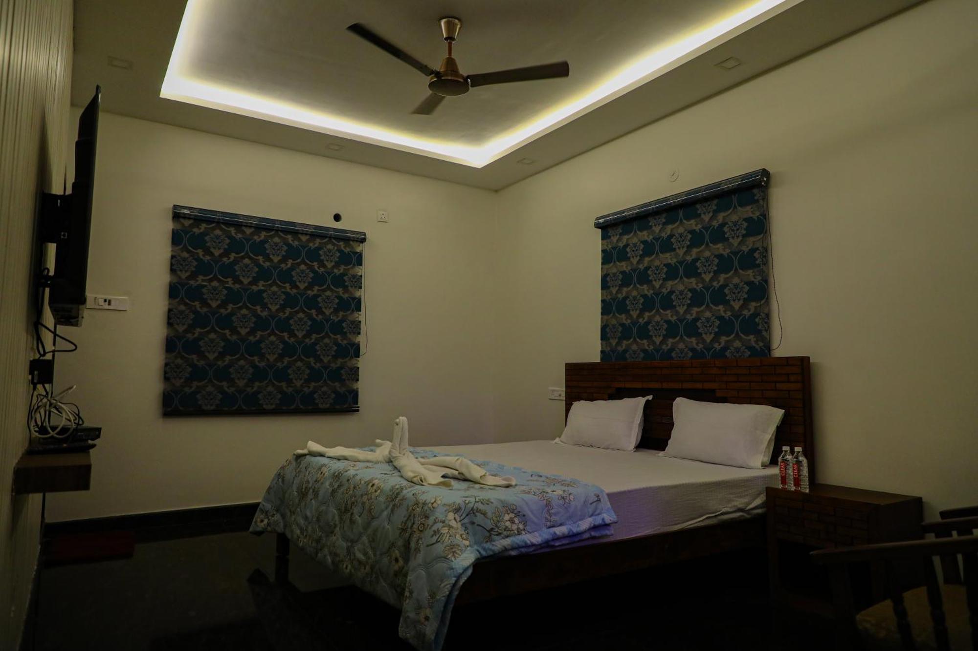 Jp Residency Hotell Yelagiri Exteriör bild