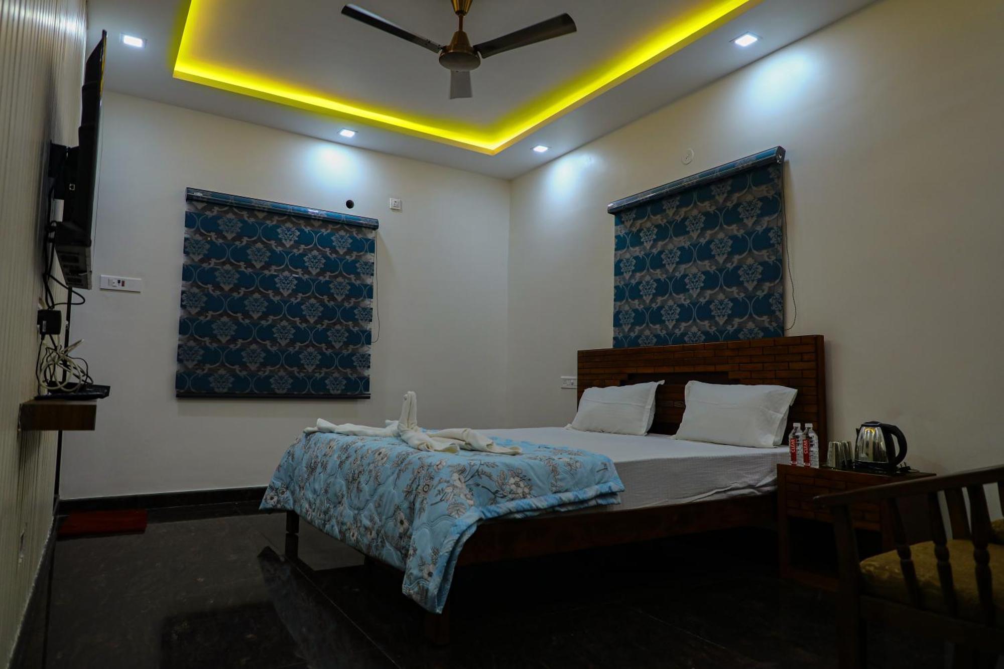 Jp Residency Hotell Yelagiri Exteriör bild