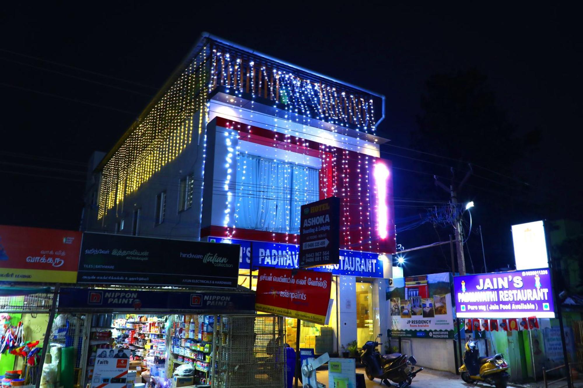 Jp Residency Hotell Yelagiri Exteriör bild