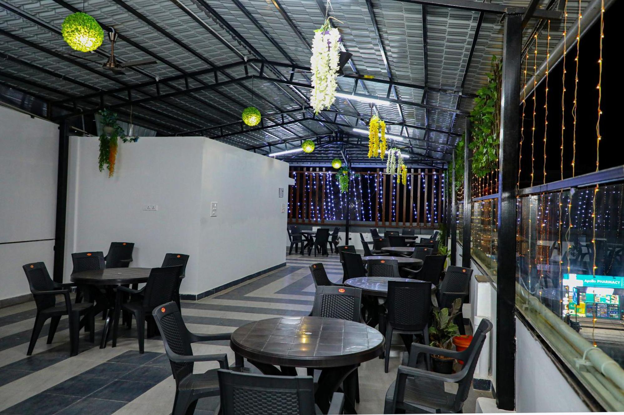Jp Residency Hotell Yelagiri Exteriör bild