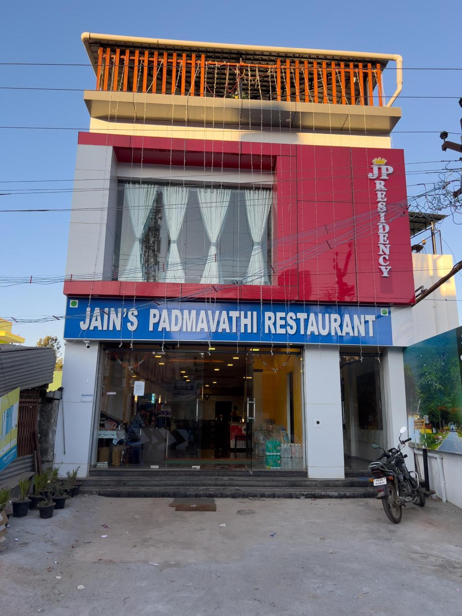 Jp Residency Hotell Yelagiri Exteriör bild